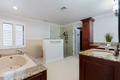 13821 Alexandria Court, Davie, FL 33325 - Photo 32