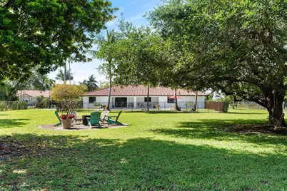 13821 Alexandria Court, Davie, FL 33325 - Photo 50