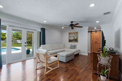 13821 Alexandria Court, Davie, FL 33325 - Photo 16