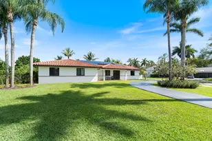 13821 Alexandria Ct, Davie, FL 33325 - Photo 8