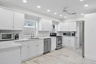 411 Poinciana Dr, Fort Lauderdale, FL 33301 - Photo 10