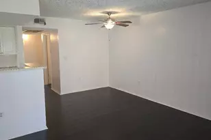 3194 Coral Lake Ln, Coral Springs, FL 33065 - Photo 6