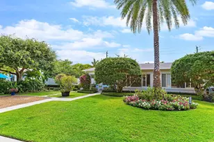 340 NE 7th Ave, Delray Beach, FL 33483 - Photo 2