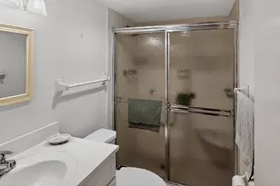 8 Garden St, Tequesta, FL 33469 - Photo 4