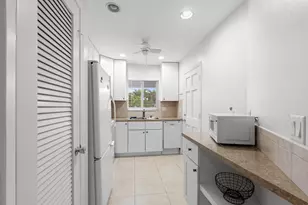 8 Garden St, Tequesta, FL 33469 - Photo 6