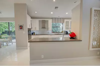 2106 NW 60th Circle, Boca Raton, FL 33496 - Photo 10