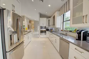 2106 NW 60th Cir, Boca Raton, FL 33496 - Photo 14