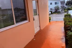 331 N Sheffield N, West Palm Beach, FL 33417 - Photo 2