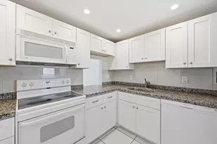 5700 NW 2nd Ave, Boca Raton, FL 33487 - Photo 6