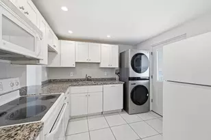 5700 NW 2nd Ave, Boca Raton, FL 33487 - Photo 8