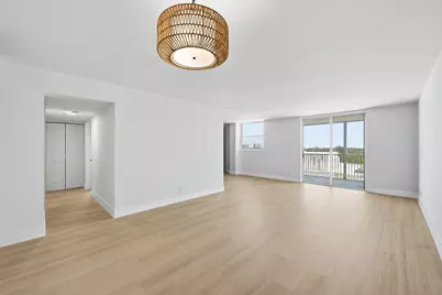 5700 NW 2nd Avenue #604, Boca Raton, FL 33487 - Photo 4