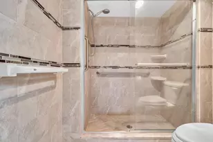 9539 Weldon Cir, Tamarac, FL 33321 - Photo 32