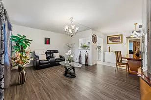 126 Southampton B, West Palm Beach, FL 33417 - Photo 2