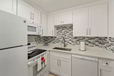 126 Southampton B, West Palm Beach, FL 33417 - Photo 1