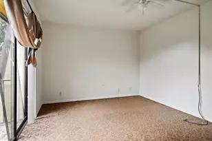 262 Woodland Rd, Palm Springs, FL 33461 - Photo 10