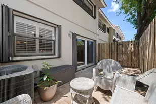 905 SE 12th Ct, Fort Lauderdale, FL 33316 - Photo 30