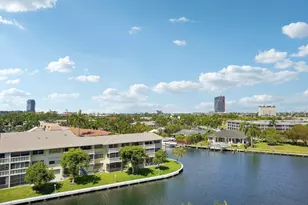 427 Golden Isles Dr, Hallandale Beach, FL 33009 - Photo 2