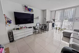 140 S Dixie Hwy, Hollywood, FL 33020 - Photo 2