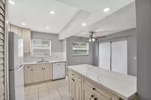 310 S J St, Lake Worth Beach, FL 33460 - Photo 10