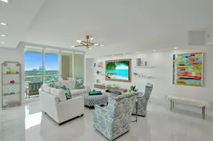 411 N New River Dr Dr E, Fort Lauderdale, FL 33301 - Photo 14