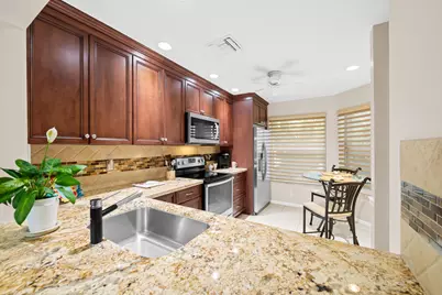 7438 S Pinewalk Dr Drive S #13-3, Margate, FL 33063 - Photo 10