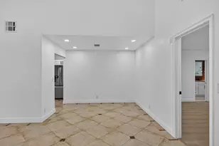 6194 Laurel Ln, Tamarac, FL 33319 - Photo 24