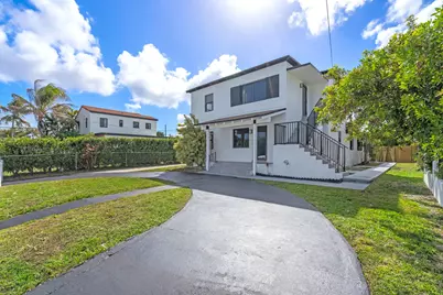 130 SW 31st Court #3, Miami, FL 33135 - Photo 2