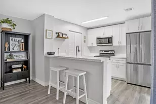 8033 NW 71st Ct, Tamarac, FL 33321 - Photo 1