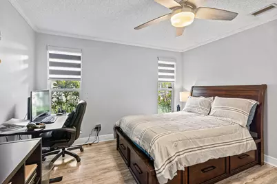 10027 Ramblewood Drive, Coral Springs, FL 33071 - Photo 16