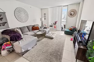 140 S Dixie Hwy, Hollywood, FL 33020 - Photo 2