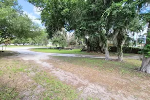 301 SE 5th Ave, Okeechobee, FL 34974 - Photo 10