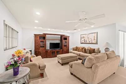 46 Stratford Lane W #D, Boynton Beach, FL 33436 - Photo 6