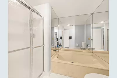 46 Stratford Lane W #D, Boynton Beach, FL 33436 - Photo 18