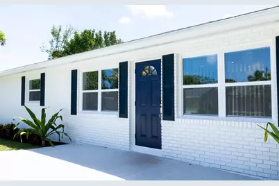 3360 Sapphire Road, Lake Worth, FL 33462 - Photo 2