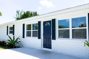 3360 Sapphire Rd, Lake Worth, FL 33462 - Photo 2
