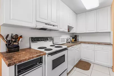 29 Stratford Lane West #Unit B, Boynton Beach, FL 33436 - Photo 16