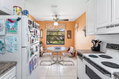 29 Stratford Lane West #Unit B, Boynton Beach, FL 33436 - Photo 12