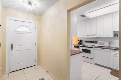 29 Stratford Lane West #Unit B, Boynton Beach, FL 33436 - Photo 6