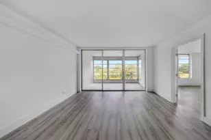 3151 S Palm Aire Dr, Pompano Beach, FL 33069 - Photo 14