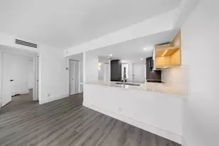 3151 S Palm Aire Dr, Pompano Beach, FL 33069 - Photo 10