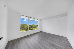 3151 S Palm Aire Dr, Pompano Beach, FL 33069 - Photo 32