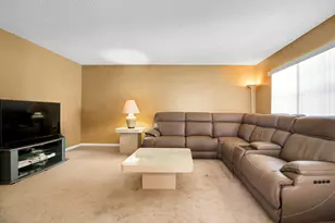 525 Capri K, Delray Beach, FL 33484 - Photo 4