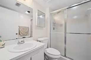 3154 Via Poinciana, Greenacres, FL 33467 - Photo 10