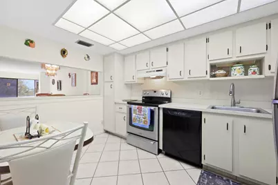 3154 Via Poinciana #412, Greenacres, FL 33467 - Photo 18