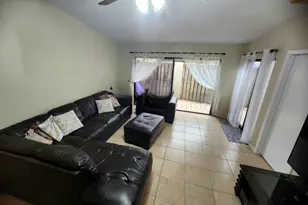 63 Meadows Dr, Boynton Beach, FL 33436 - Photo 6