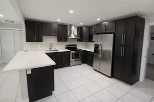 2800 SW 9th St, Fort Lauderdale, FL 33312 - Photo 2