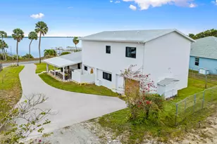 8309 S Indian River Dr, Fort Pierce, FL 34982 - Photo 36