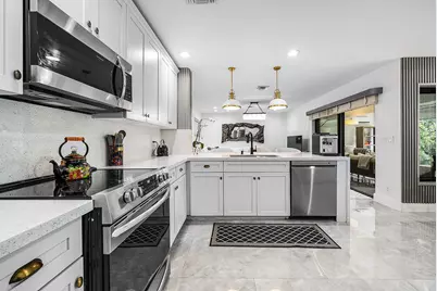 20797 Cabrillo Way, Boca Raton, FL 33428 - Photo 10