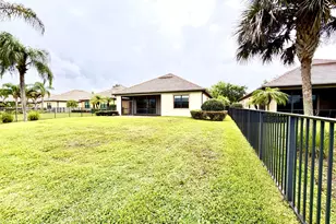 2905 Siena Cir, Wellington, FL 33414 - Photo 30