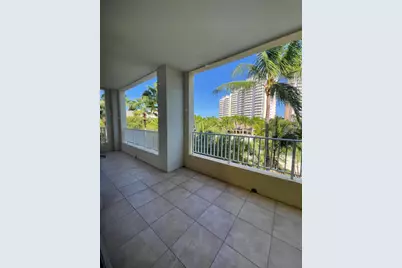 717 Crandon Boulevard #408, Key Biscayne, FL 33149 - Photo 2